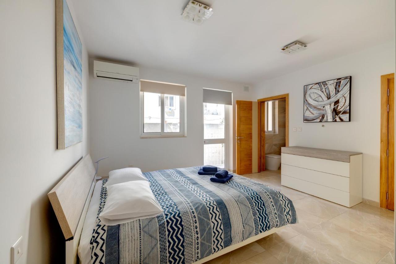 Marvellous 3Br Apartment In Central St Julians Saint Julian's Екстер'єр фото
