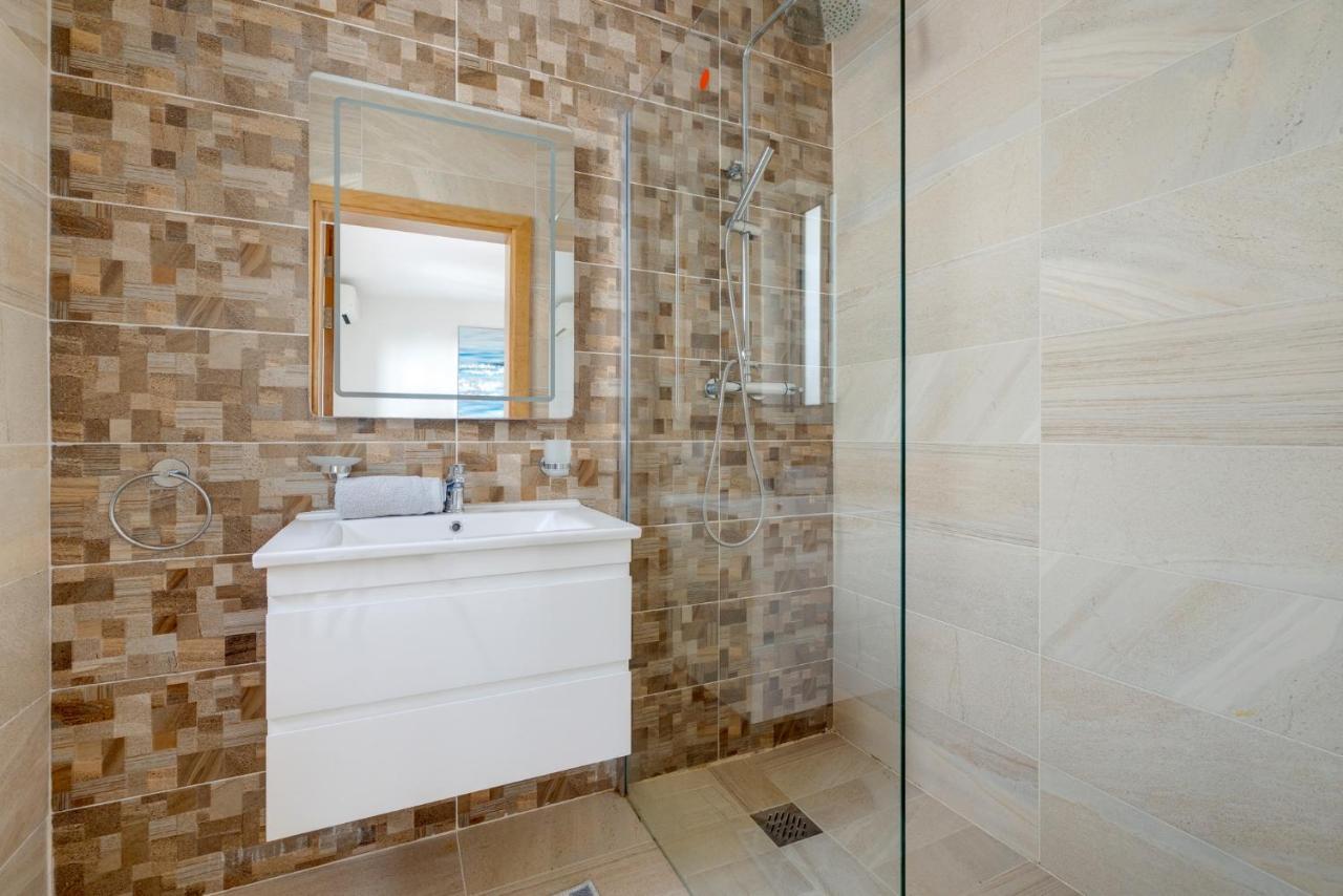 Marvellous 3Br Apartment In Central St Julians Saint Julian's Екстер'єр фото